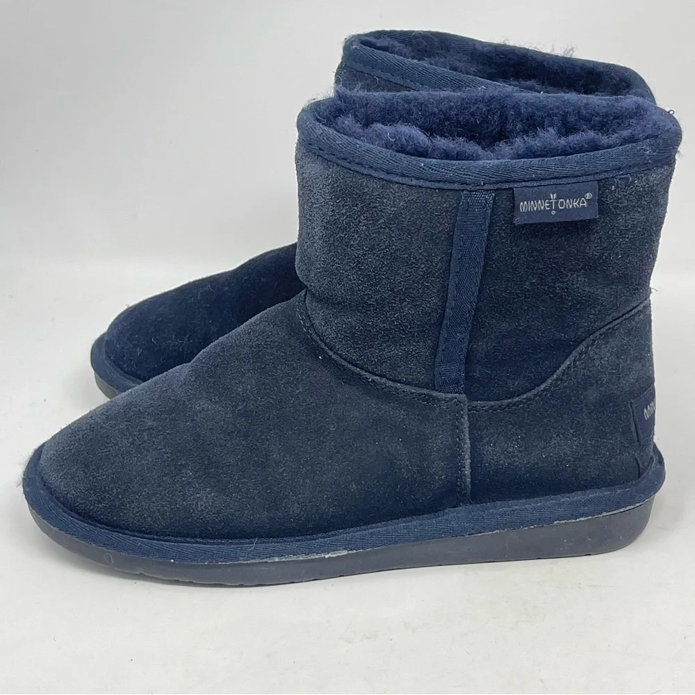 Minnetonka Olympia Boots Womens 6 Blue Suede Ankle Sheepskin Wool Lined Winter